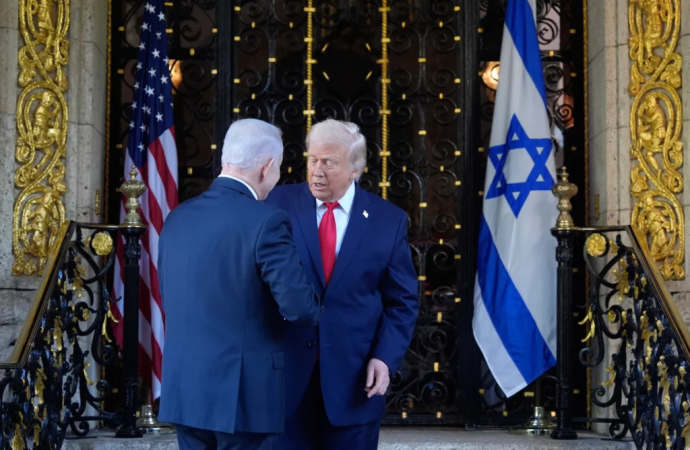El presidente Trump afirma que poner fin a la guerra con Irán será una decisión “mutua” con Netanyahu