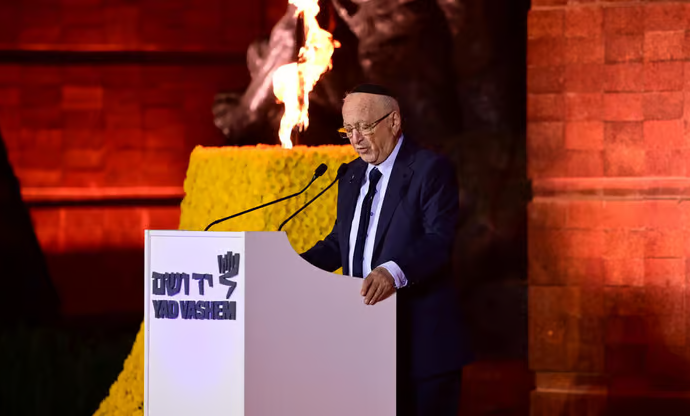 Del gueto a El Malei Rajamim: El viaje del juez Menajem Ne’eman