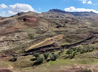 “No es casualidad”: Un nuevo descubrimiento en el monte Ararat reaviva las especulaciones sobre la Teivah de Noé