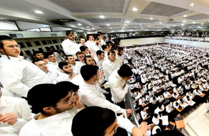 El rabino Dov Landau en Ponavezh: “Los estudiantes de yeshivá no irán al ejército bajo ninguna circunstancia”