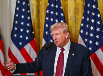 Trump afirma que Irán le comunicó a Estados Unidos que se encuentra en “colapso total” en medio de las tensiones