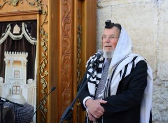 “Fuimos merecedores de lo que anhelaba el Gaón de Vilna”, afirma el Rabino Principal en una carta de Yom Yerushalayim