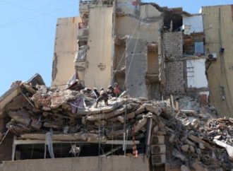 Una nueva encuesta revela que el pueblo libanés apoya mayoritariamente el desarme de Hezbolá y la paz con Israel