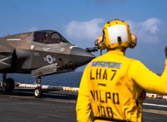 Estados Unidos lleva a cabo ataques de autodefensa en el sur de Irán contra emplazamientos de misiles y barcos minadores