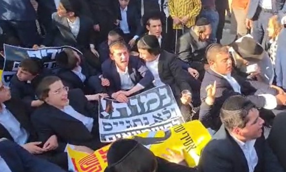 Peleg Yerushalmi retrasa las manifestaciones mientras se intensifican las conversaciones sobre la liberación de los estudiantes de la Yeshivá