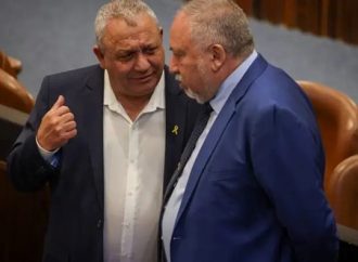 Eisenkot y Liberman negocian una posible candidatura conjunta
