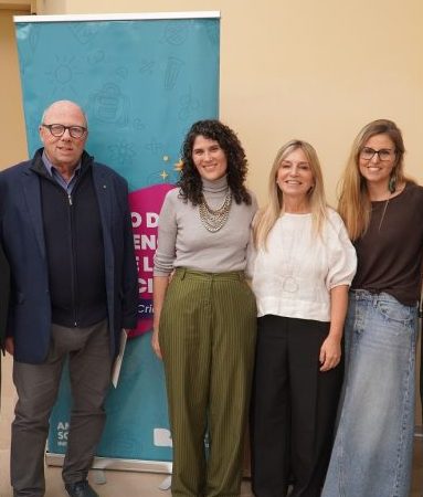 AMIA Social realizó la tercera edición del ciclo “Abrazando Crianzas”