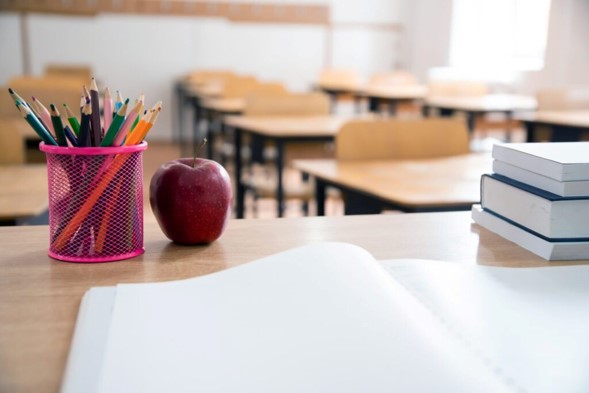 Crisis educativa: Las redes de preescolares hareidim amenazan con cerrar, dejando a miles de niños sin escuela