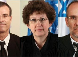 Sorpresa en el juicio de Netanyahu: Los jueces instan nuevamente a la fiscalía a retirar la acusación de soborno