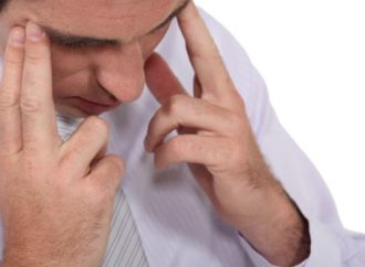 Estudio israelí: la contaminación atmosférica y el calor extremo están relacionados con un mayor número de ataques de migraña