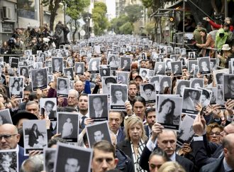 A 32 años del atentado, una multitud renovó el pedido de justicia y recordó a las víctimas de la AMIA