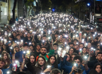 “La memoria no pasa de moda”: Emotivo acto de jóvenes para exigir justicia