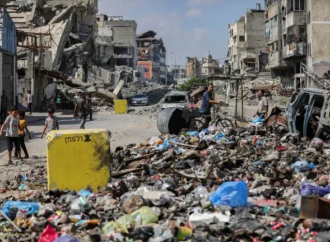 Dentro de una mezquita en Gaza: las FDI destruyen un arsenal de armas de Hamás