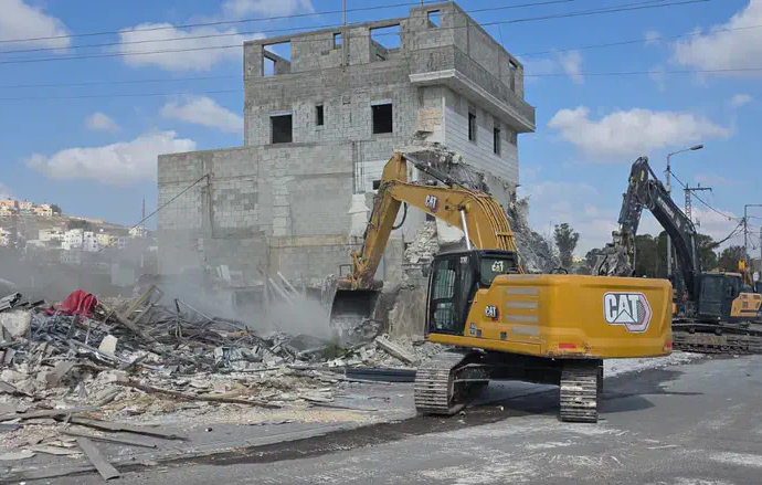 Récord en la aplicación de la ley: Israel demuele 536 estructuras palestinas ilegales en Judea y Samaria en seis meses