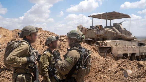 El frente sur se intensifica: Hamás coloca una bomba bajo un tanque de las FDI; las FDI lanzan una oleada de ataques en Gaza