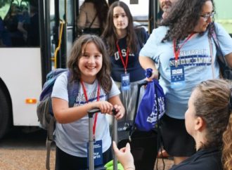 La inmigración a Israel desde Norteamérica alcanza un récord histórico en agosto, con miles de personas que eligen Israel a pesar de la incertidumbre regional