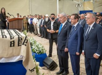 Los abuelos de Herzl son enterrados de nuevo en Jerusalem, cumpliendo así su último deseo