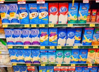Certificación kosher: Por qué las etiquetas “sin lácteos” no son suficientes para los consumidores veganos