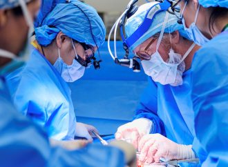 Éxodo médico: Casi 1.400 médicos abandonaron Israel en tres años