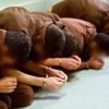Fallo indignante: El Tribunal Supremo obliga a Israel a reanudar las visitas de la Cruz Roja a los terroristas encarcelados