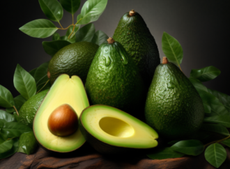 ¿Te sientes hinchado después de las fiestas? 5 alimentos que te ayudarán a desinflamarte